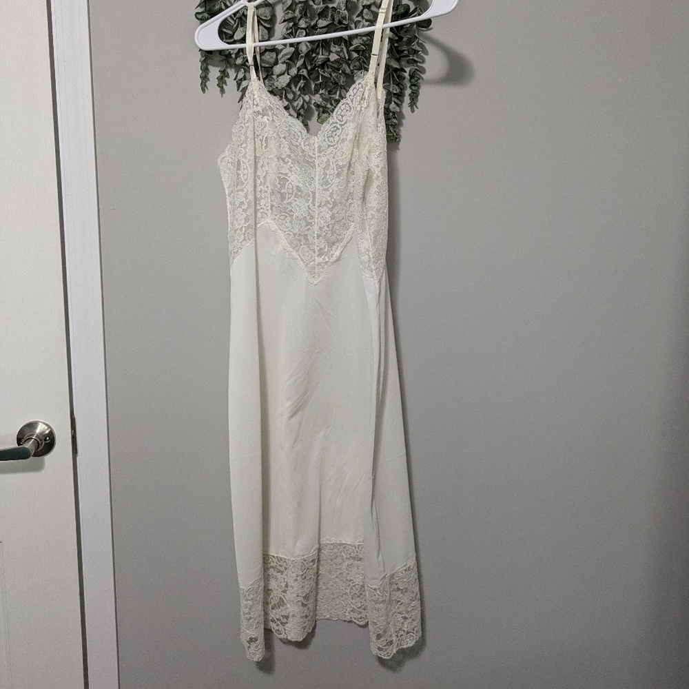 Vintage White Slip